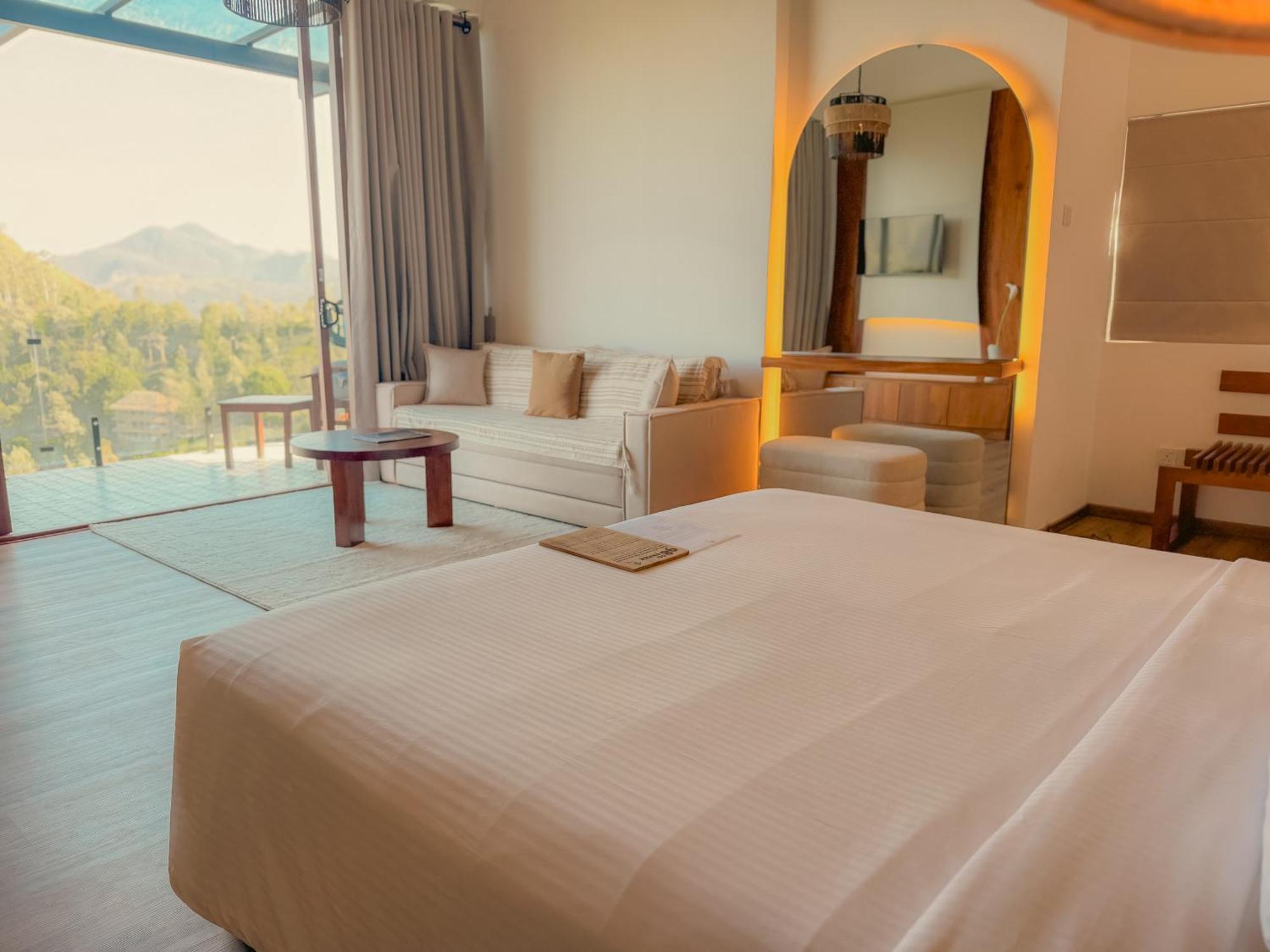 Deluxe Room Sunrise Walk